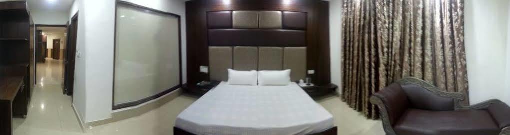 Hotel Ng Paradise Jagadhri Luaran gambar